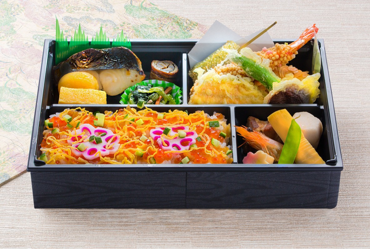 彩りちらし弁当